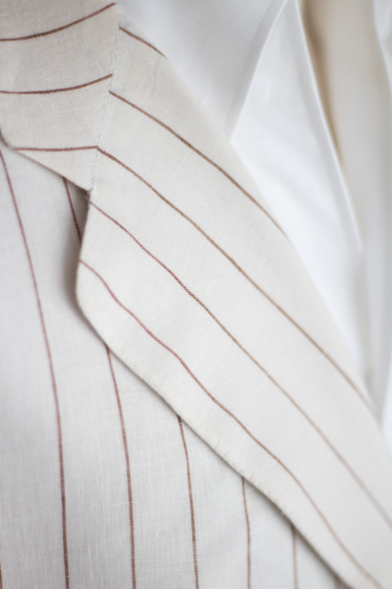 AMERICANA LINO RAYAS BEIGE Y MARRÓN-20.jpg